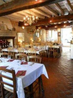 Auberge De La Coquille food