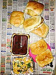 Shri Joshi Vadapav inside