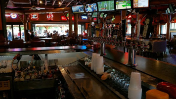 Wild Bill's Sports Saloon Apple Valley food