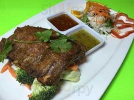 Pearl Thai Cuisine food