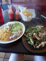 El Nopal food