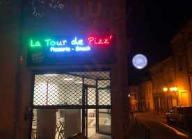 La Tour De Pizz food