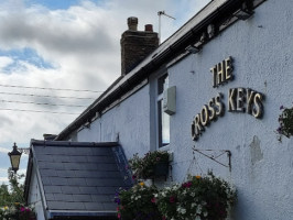 Cross Keys Inn outside