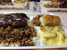 Kelly's Country Meat Block & Diner food