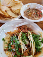 Tacos La Carreta food