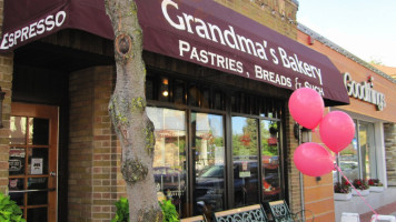 Grandma's Bakery food