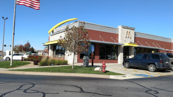 Mcdonald's outside