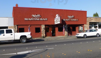 Main Street Grill outside