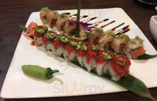 Momiji Sushi Teriyaki food