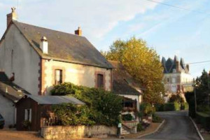 Auberge De La Brenne outside