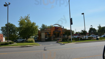 Taco Bell outside