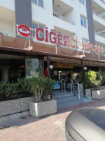 Ciğerci Hasan Usta outside