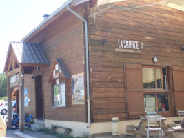 La Source outside