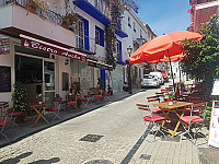 Ancha Marbella inside