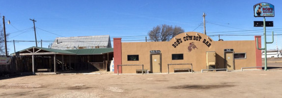 Bob's Cowboy Rodeo Room outside