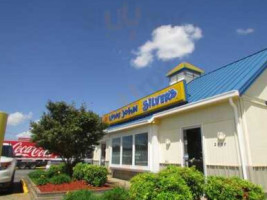 Long John Silver's outside