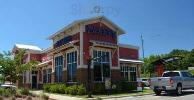 Zaxby's outside