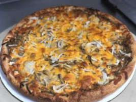 Golden Pizza Of Auburn food