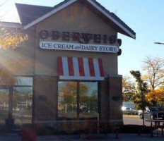 Oberweis Ice Cream And Dairy Store outside