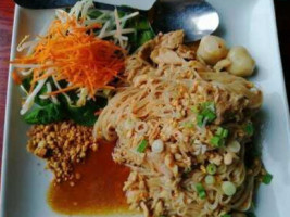 Thai Eatery food