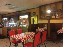 Bambino's Italian Eatery inside