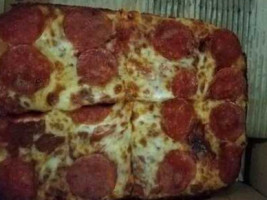 Little Caesars Pizza food