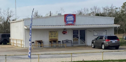 Bayou Blue Po-boys outside