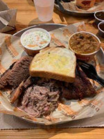 Willie Jewell's Old School -b-q food