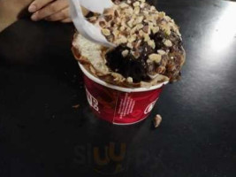 Cold Stone Creamery food