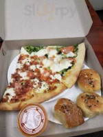 Vincent's Pizza food