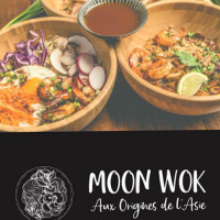 Moon Wok food