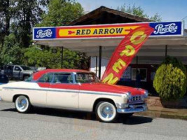 Red Arrow Drive-in outside