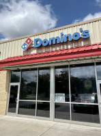 Domino's Pizza outside