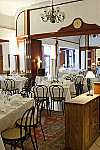 Brasserie Julien inside