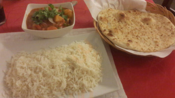 Tandoori Palace food