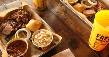 Dickeys Barbecue Pit food