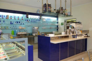 EIS CAFE ADRIA food