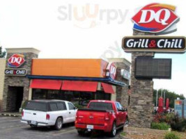 Dairy Queen Grill Chill outside