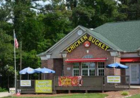 Chicken Bucket outside