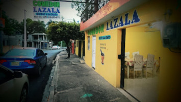 Comedor Lazala Buffet A Su Gusto inside