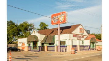 Mexican Inn Cafes outside