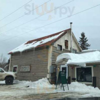 Talkeetna Roadhouse outside