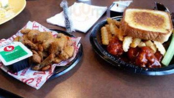 Zaxby's food