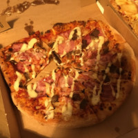 Domino's Pizza Quimper food