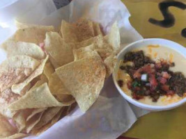 Fuzzy's Taco Shop food