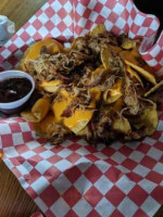 Squatchy's Bbq food