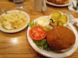 Ziggies Family Room food