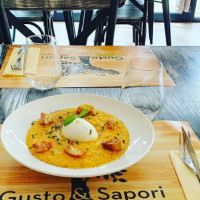 Gusto E Sapori food