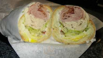 Tuumy's Sub Shop food