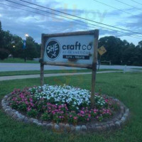 She Craft Co outside